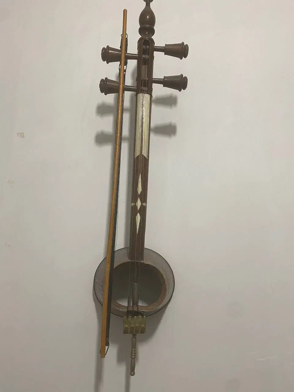 هنگدارم.گیتار.کمانچه.سنتور.ملودیکا|گیتار، بیس، امپلیفایر|رباطکریم, رباطکریم|دیوار