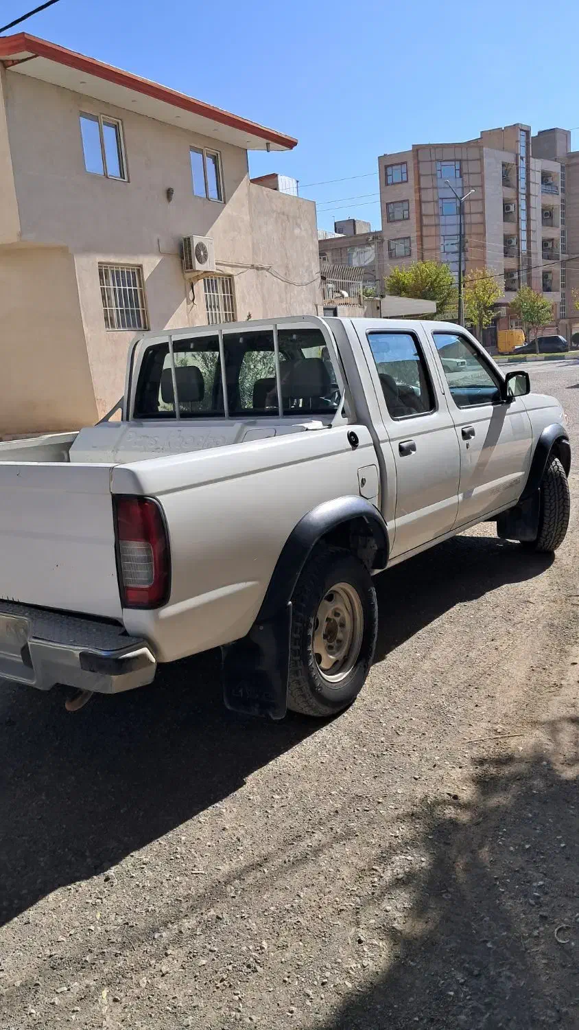 نیسان پیکاپ|خودرو سواری و وانت|کرمانشاه, |دیوار