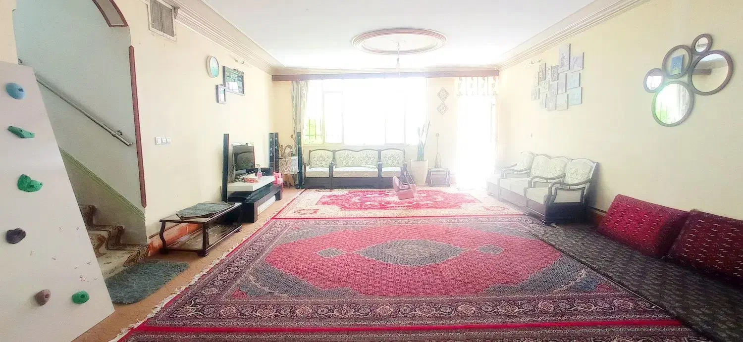 پنت هاوس زمینی دوبلکس استثنایی 180 متری شهرک زیبا|فروش خانه و ویلا|بروجرد, |دیوار