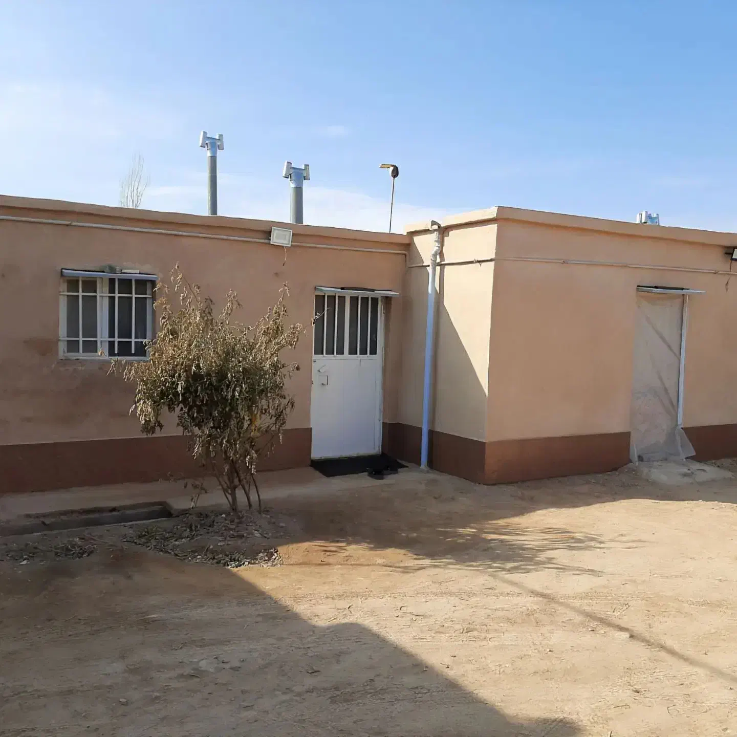 اجاره کلبه در باغسرای باباعلی جوشقان|اجارهٔ کوتاه‌مدت ویلا و باغ|اسفراین, |دیوار