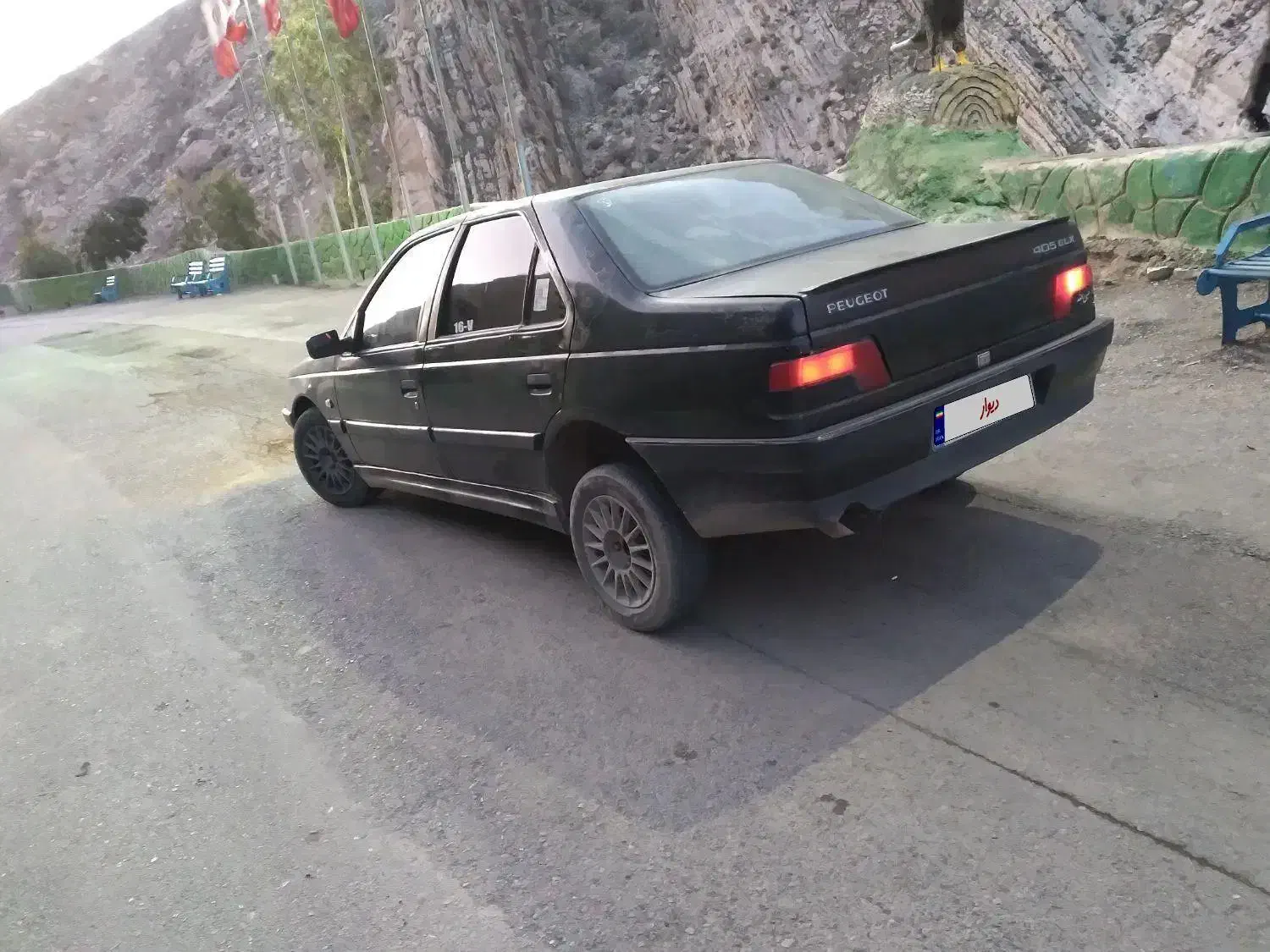 پژو ۴۰۵ مدل ۸۲|خودرو سواری و وانت|معمولان, |دیوار