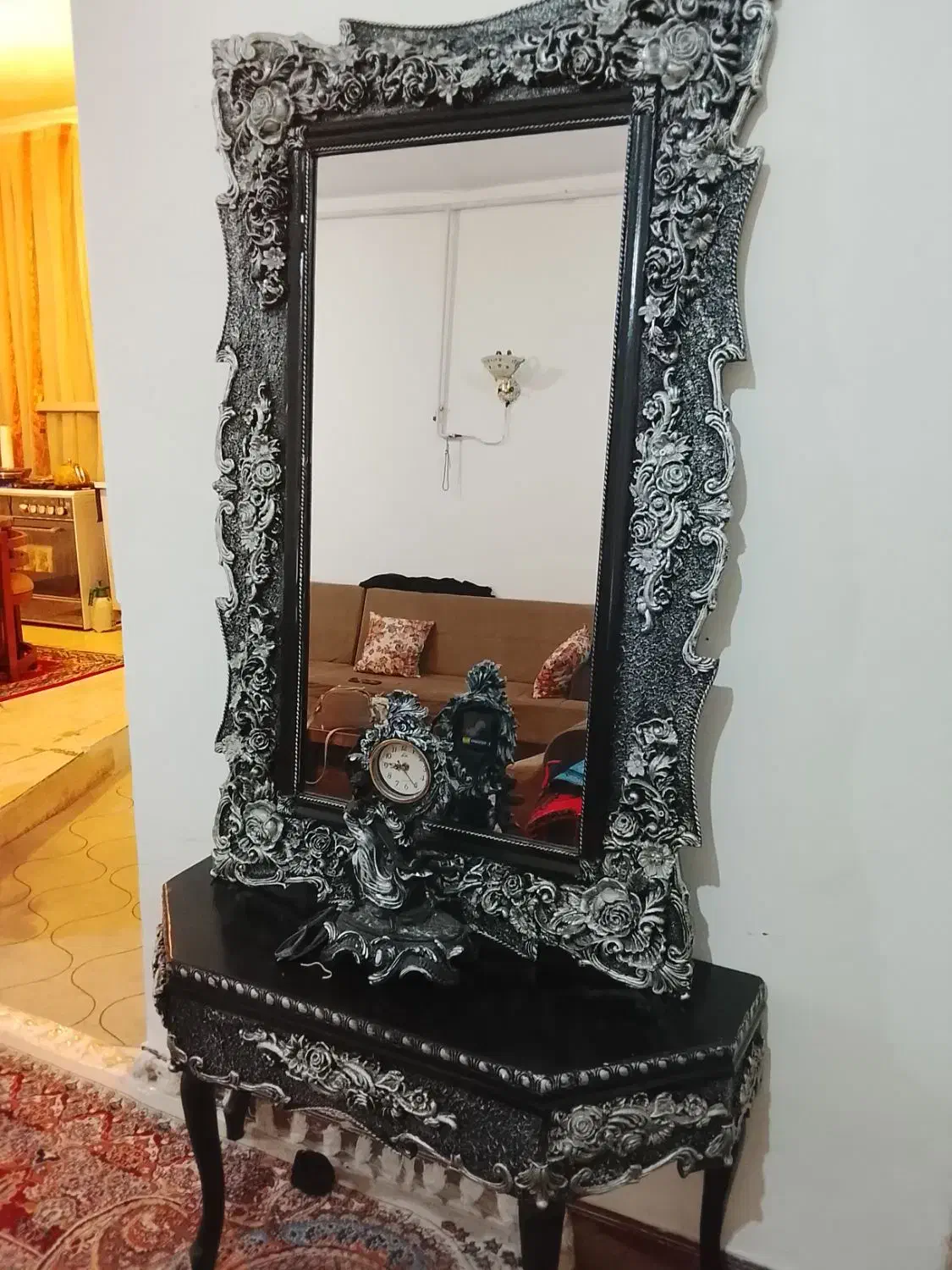 آینه ومیز|بوفه، ویترین، کنسول|کرمانشاه, |دیوار