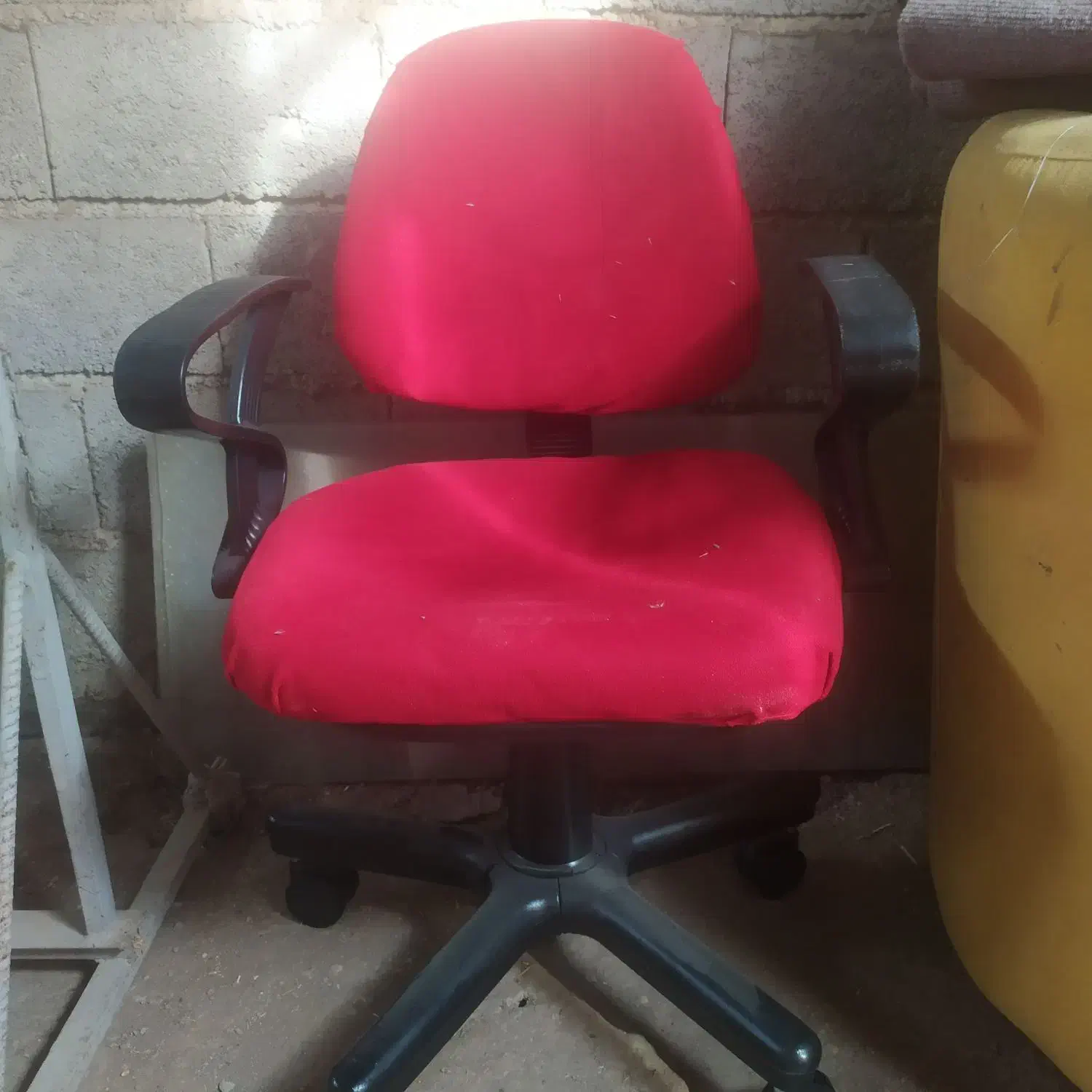 سه عدد صندلی چرخشی و مبلی|صندلی و نیمکت|گنبد کاووس, |دیوار