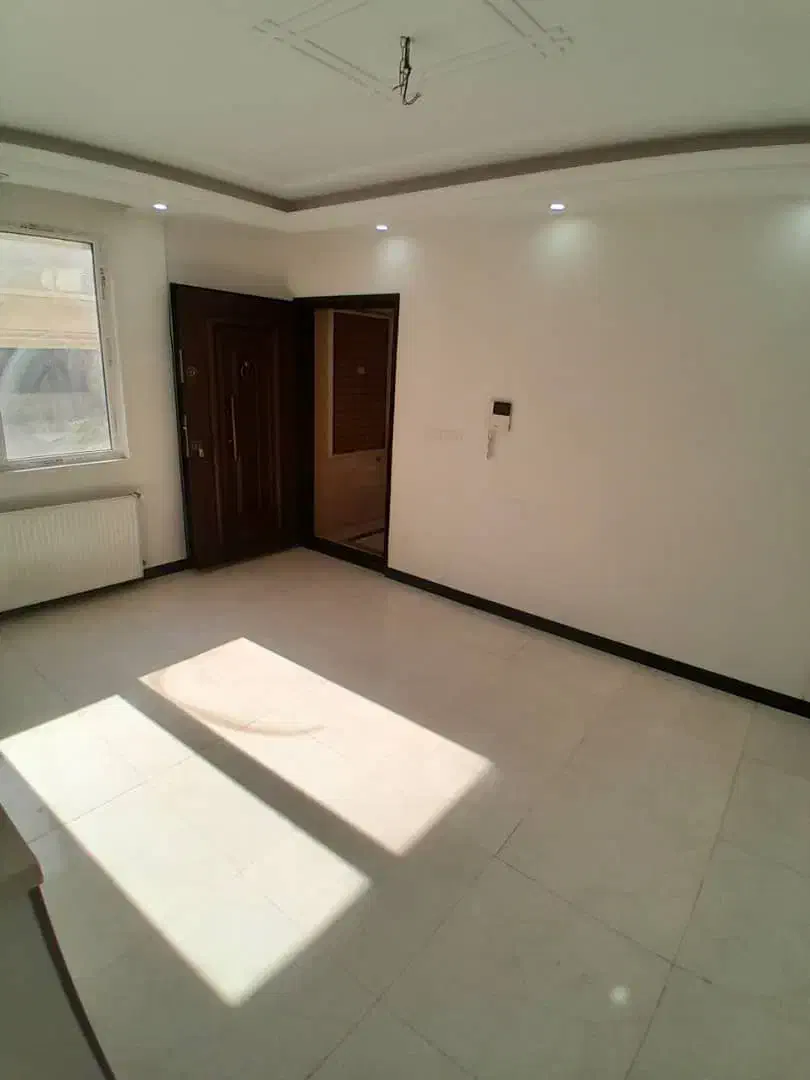 ۳۸ متری نوساز فوری پول لازم زیر قیمت منطقه