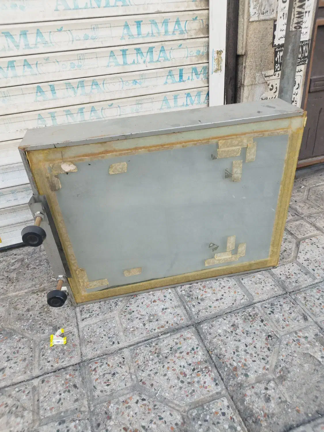 دستگاه چاپ سیلک دستی|فعالیت داوطلبانه|اندیشه, اندیشه فاز ۱|دیوار