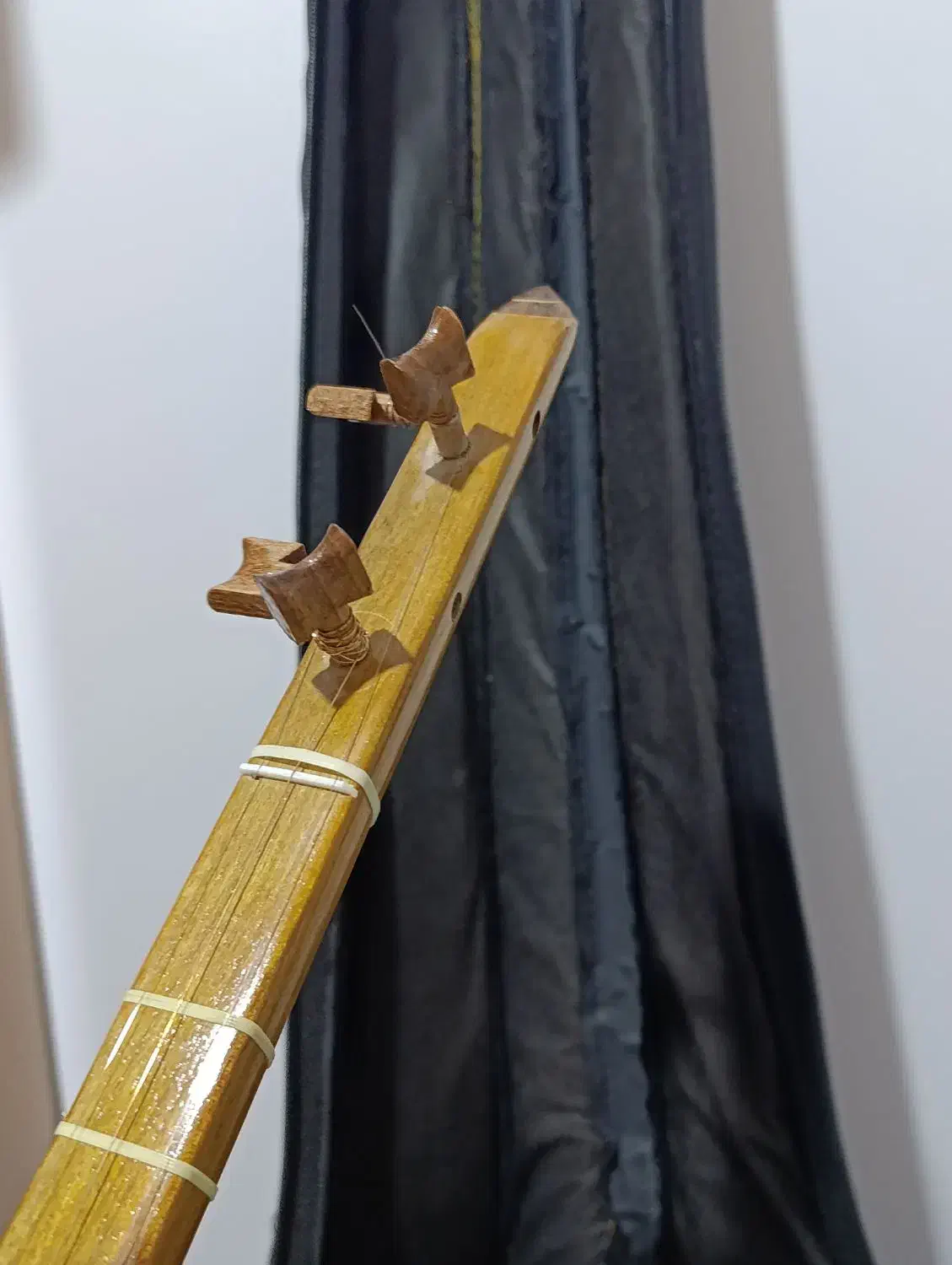 سه تار|سازهای سنتی|مراغه, |دیوار