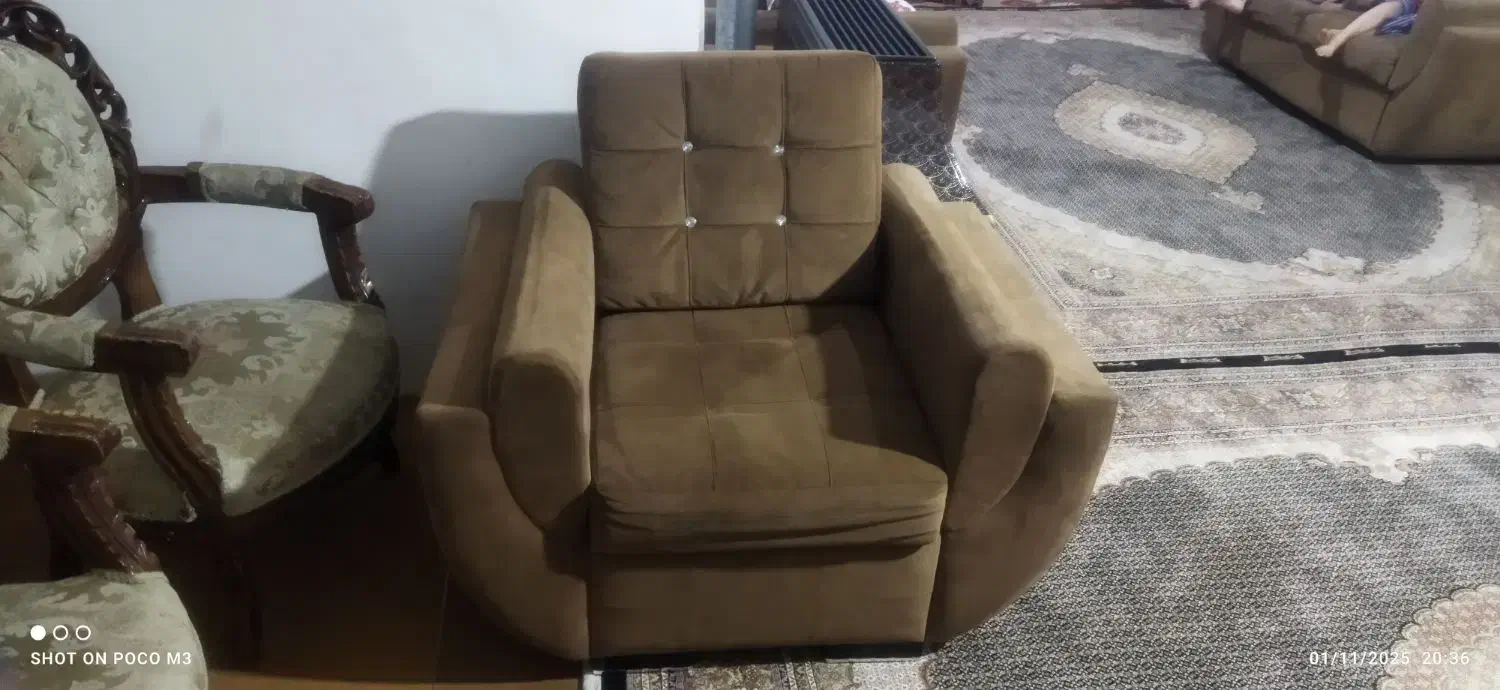 مبل ۷ نفره کارکرده با جلو مبلی|مبلمان خانگی و میز عسلی|ماکو, |دیوار