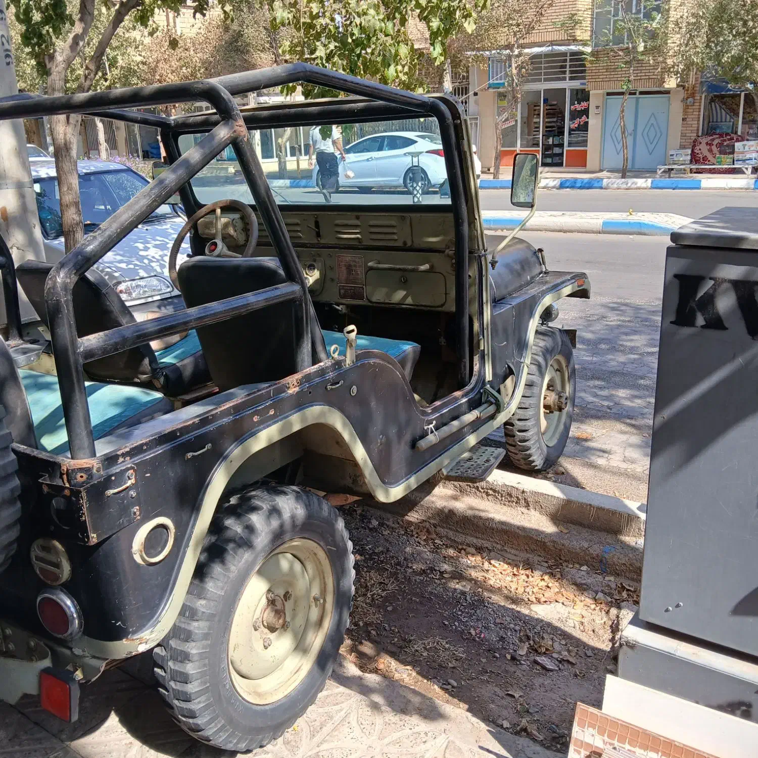 جیپ کاام|خودرو کلاسیک|اردستان, |دیوار