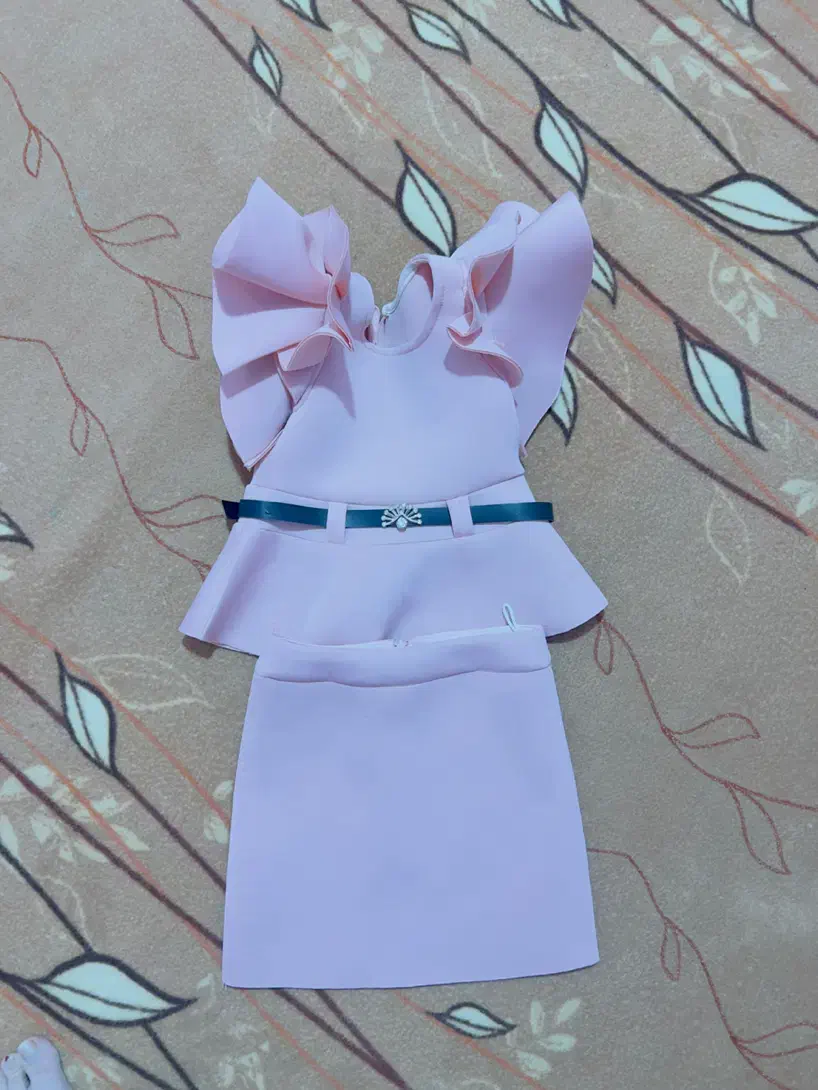 لباس بچگانه|کفش و لباس بچه|یاسوج, |دیوار