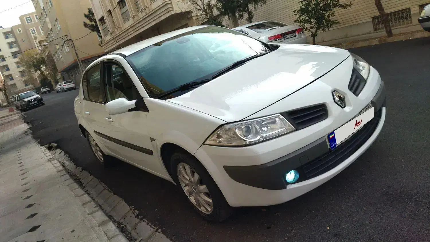 مگان اتومات ۲۰۰۰|خودرو سواری و وانت|تبریز, |دیوار