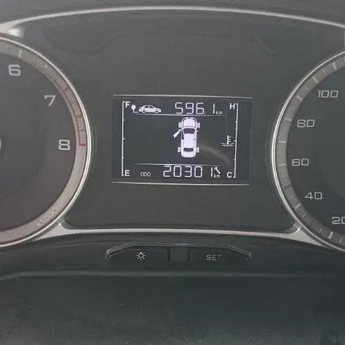 کوییک ۴۰۳|خودرو سواری و وانت|بروجرد, |دیوار