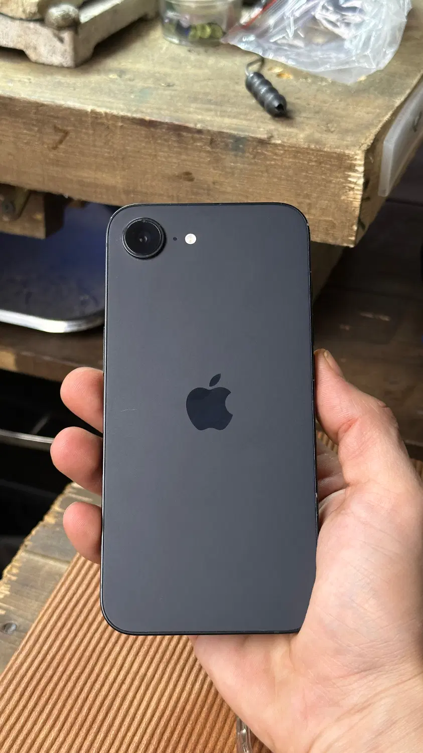 Iphone 16e 128|موبایل|تهران, المهدی|دیوار