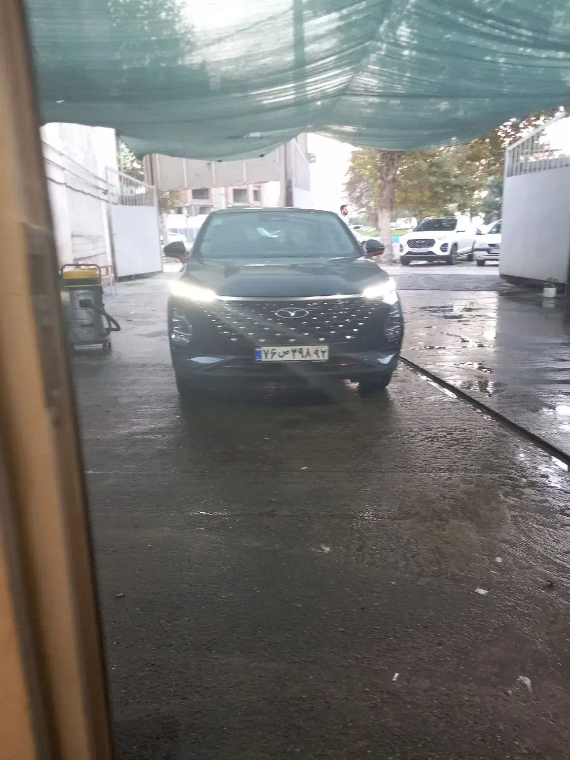 به یک نیروی ماهر در کارواش نیاز مندیم|استخدام سرایداری و نظافت|بابل, |دیوار