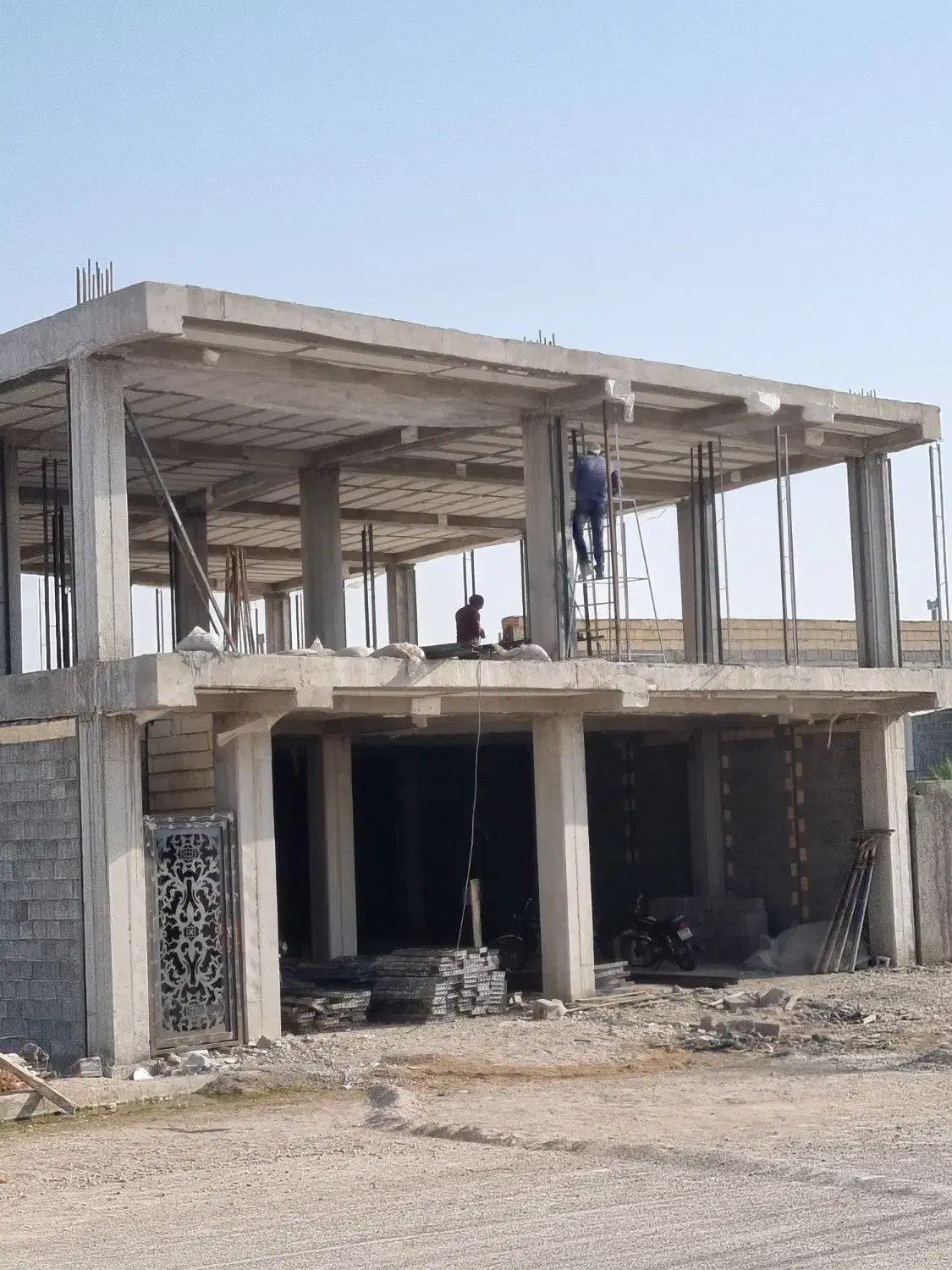 ملک تجاری مسکونی|فروش مغازه و غرفه|برازجان, |دیوار