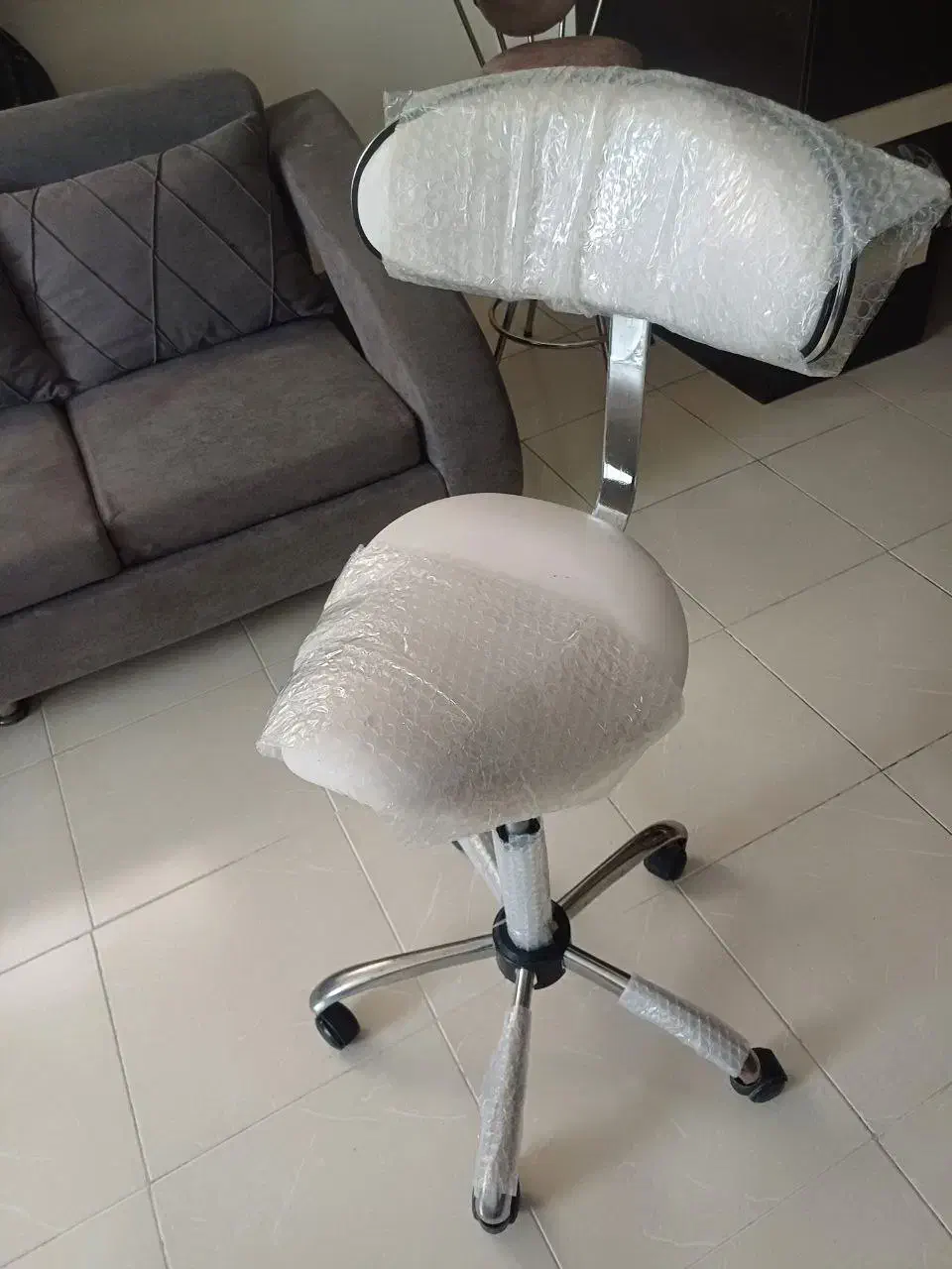 صندلی جک دار مدیریت آک آک|صندلی و نیمکت|شاهینشهر, خانه کارگر|دیوار