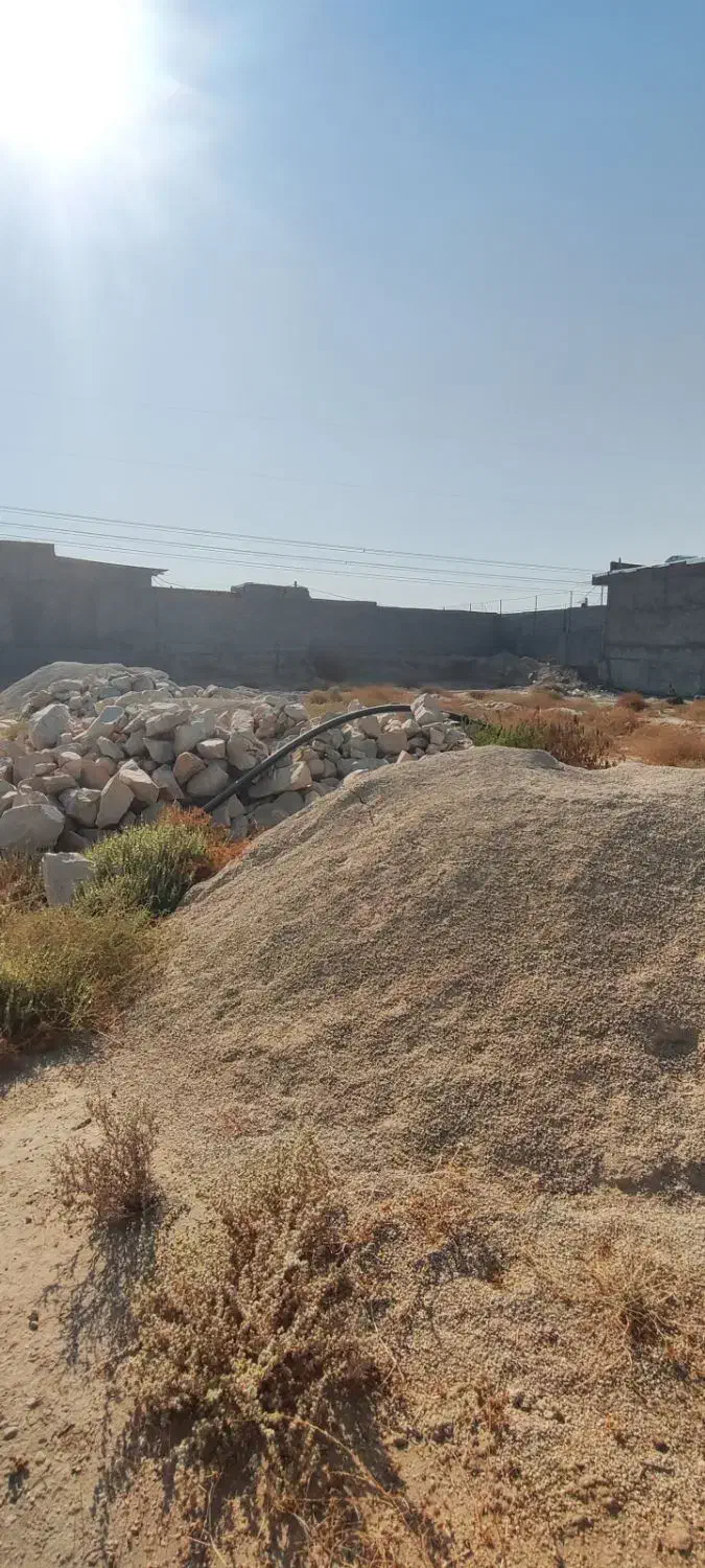 زمین دهقاید.بامصالح.برق.آب|فروش زمین و ملک کلنگی|برازجان, |دیوار