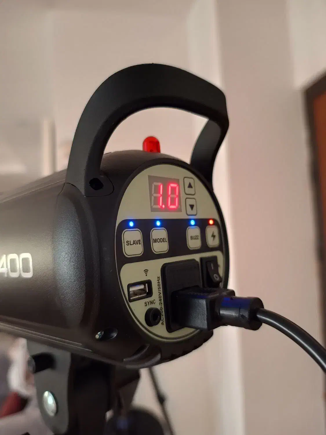 فلاش عکاسی اس اند اس ۴۰۰ ژول|دوربین عکاسی و فیلمبرداری|گرگان, |دیوار