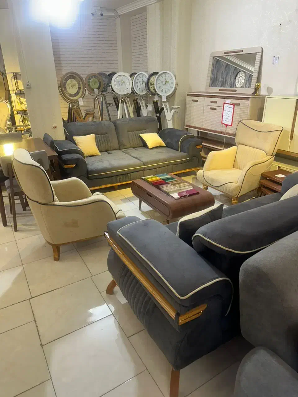 مبل لورنتبارنگ بندی مکانیزم کارخانه زرکالا 16|مبلمان خانگی و میز عسلی|یاسوج, |دیوار