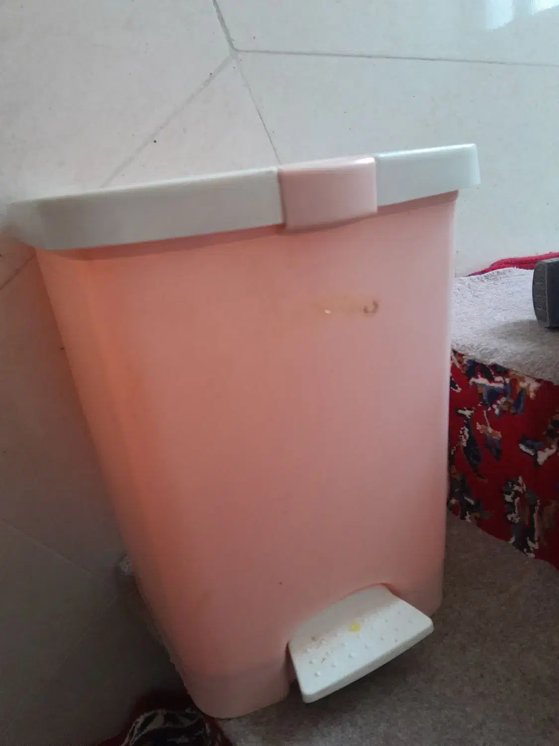 رخت پهن کن و سطل زباله|لوازم نظافت|زنجان, |دیوار