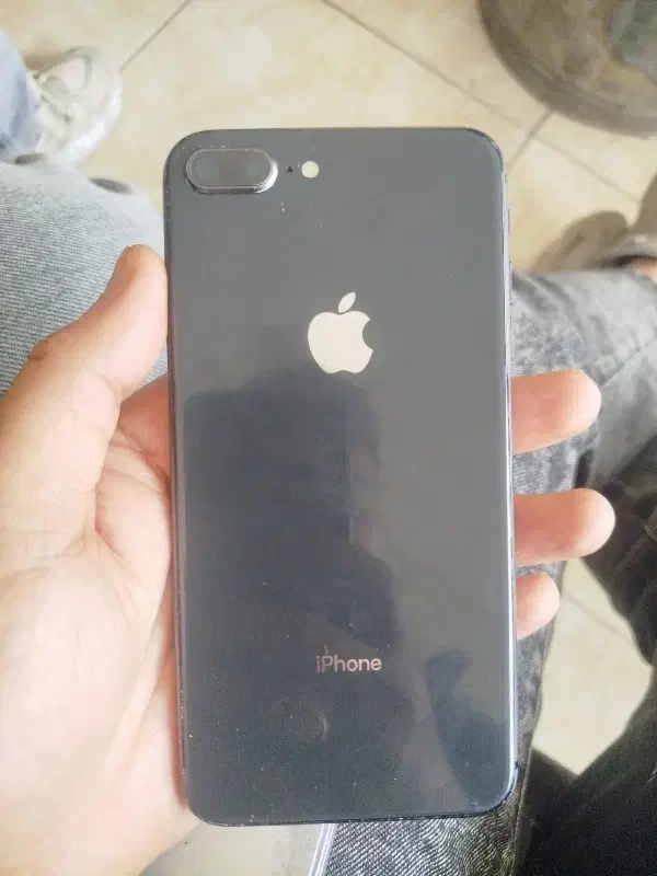 iphone 8plas|موبایل|یاسوج, |دیوار