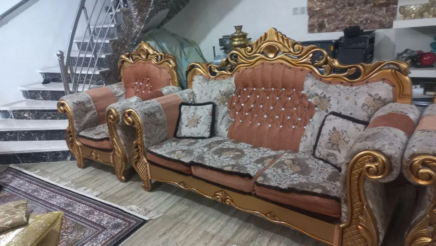 یک دست مبل هفت نفره|مبلمان خانگی و میز عسلی|ارومیه, |دیوار