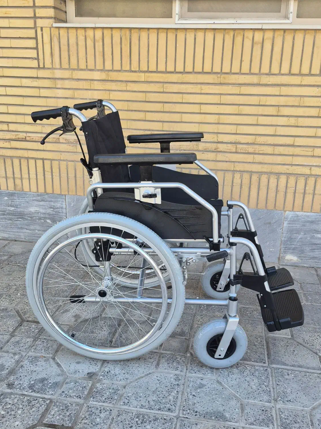 ویلچر تمام الومنیوم|آرایشی، بهداشتی، درمانی|اصفهان, شهرک صنعتی امیرکبیر (شاپور جدید)|دیوار