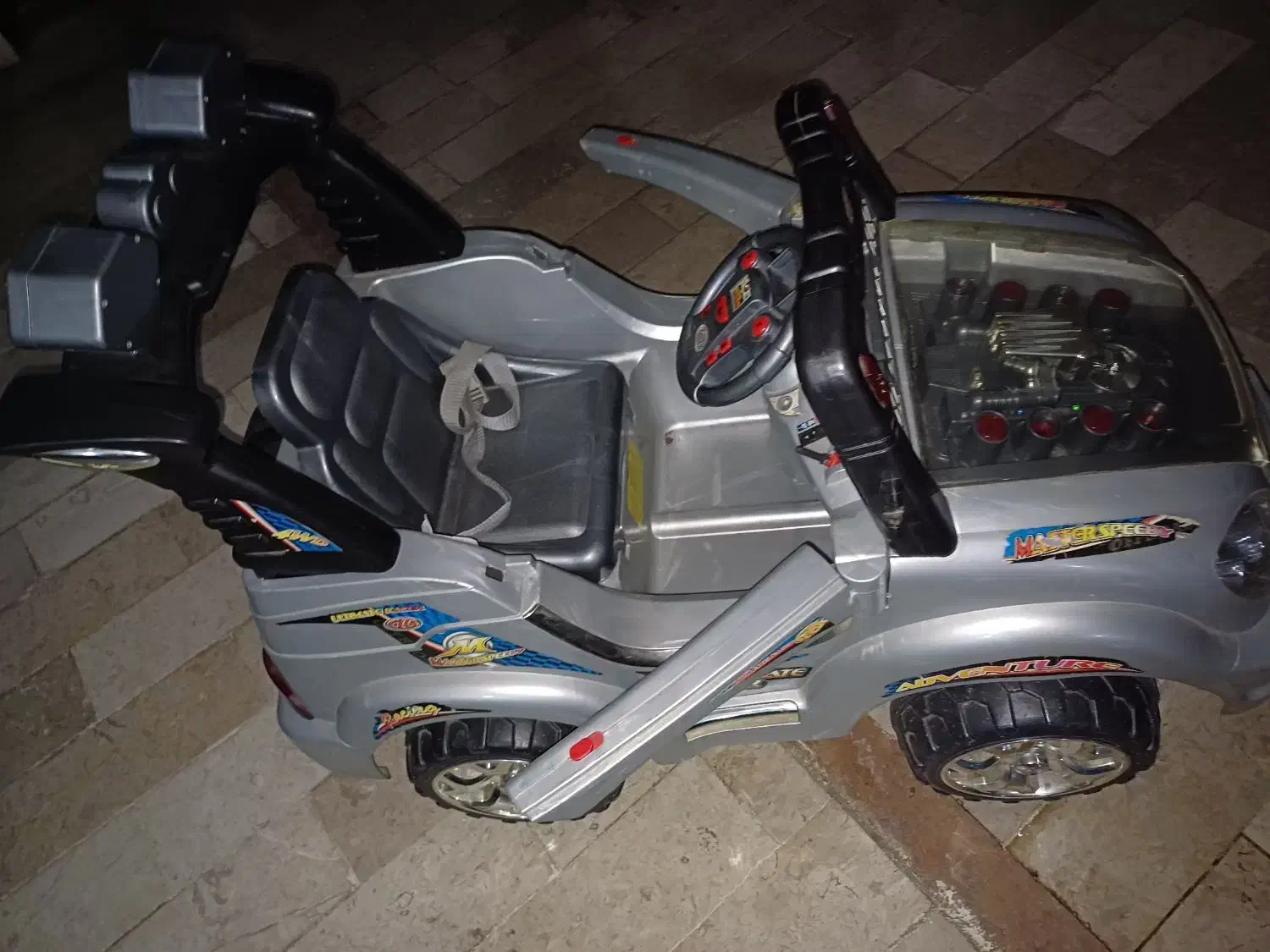 ماشین شارژی کنترلی ۲متوره|اسباب‌بازی بچه|گرگان, |دیوار