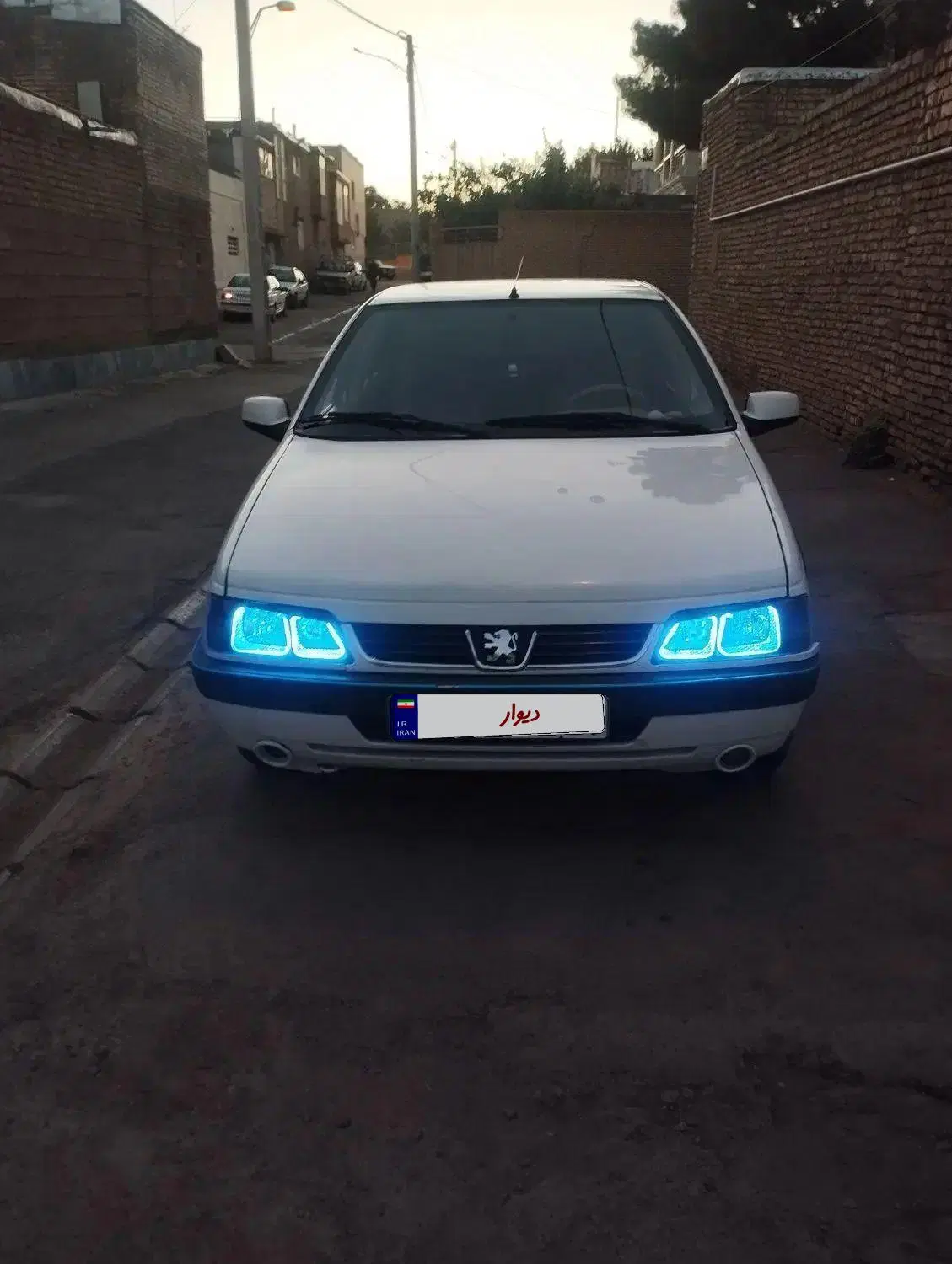 پژو slxT5|خودرو سواری و وانت|تیران, |دیوار