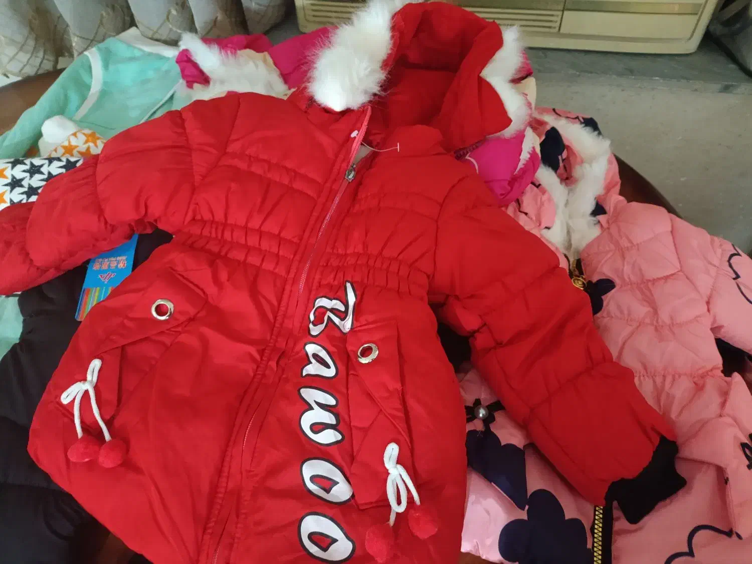 فروش سیسمونی نوزاد  به صورت یکجا با فاکتور ۱۴۰۳|کفش و لباس بچه|گلزار, |دیوار