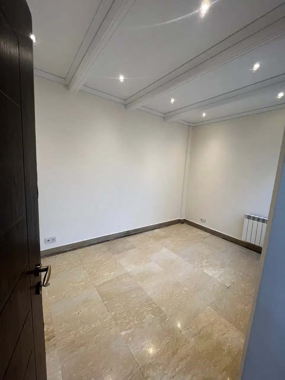 برخیابان پیروزی / دفترکار۶۰ متری ( املاک اجلاس )|فروش دفتر کار، اتاق اداری، مطب|تهران, نیروی هوایی (پیروزی)|دیوار