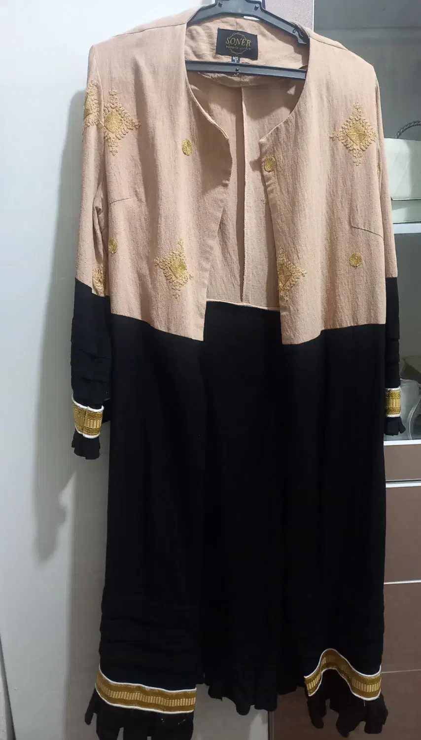 مانتو|لباس|بندر کنگان, |دیوار