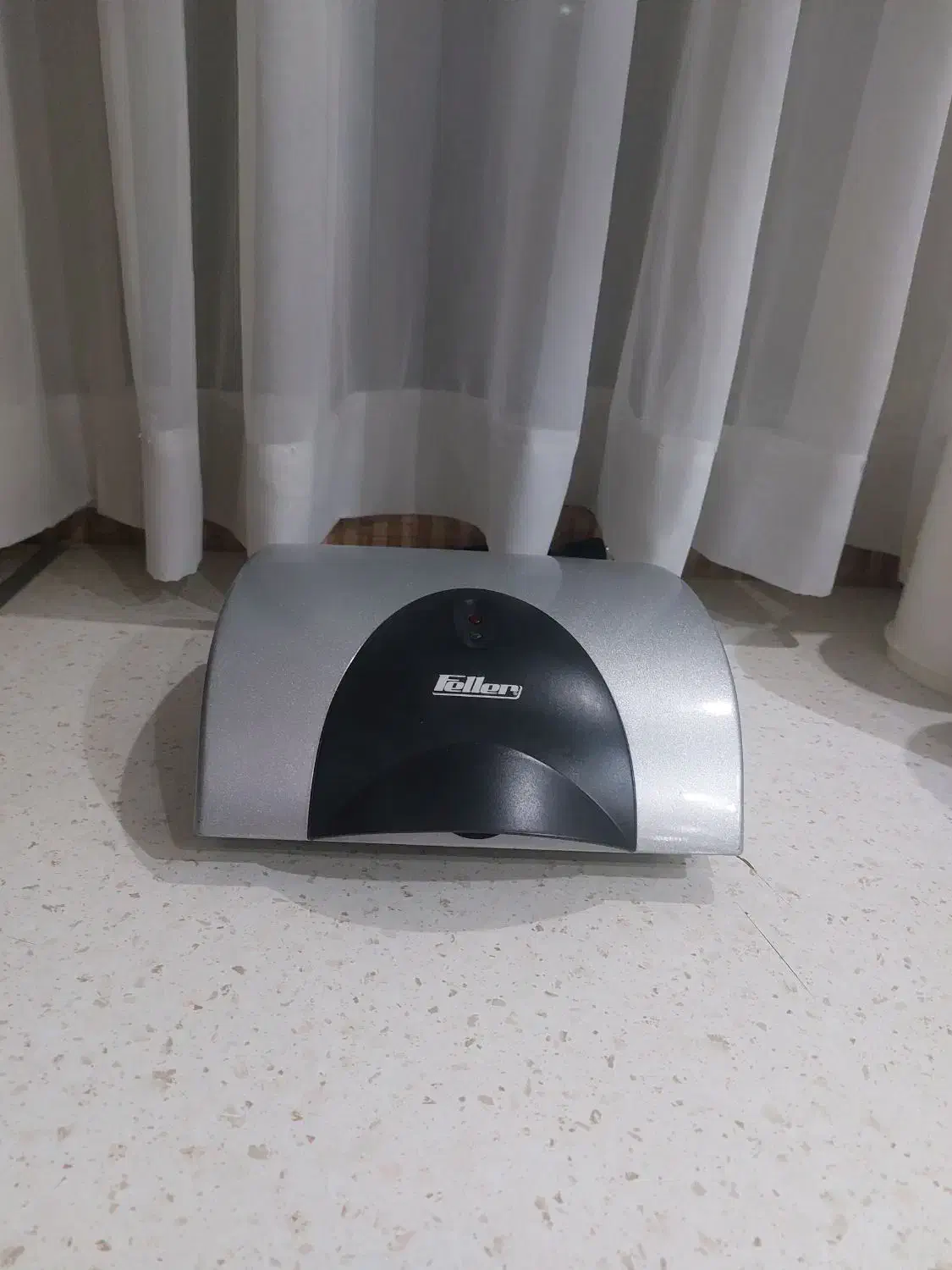 ساندویچ ساز و اسنک ساز فلر نو با کارتن فقط یه تومن|سایر لوازم برقی|کرج, مطهری|دیوار