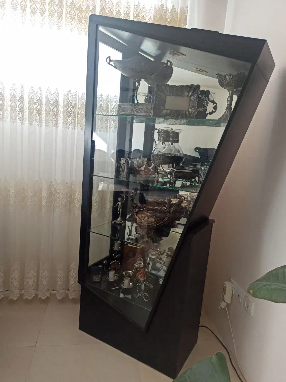 ویترین در حد نو|بوفه، ویترین، کنسول|فولادشهر, C6|دیوار