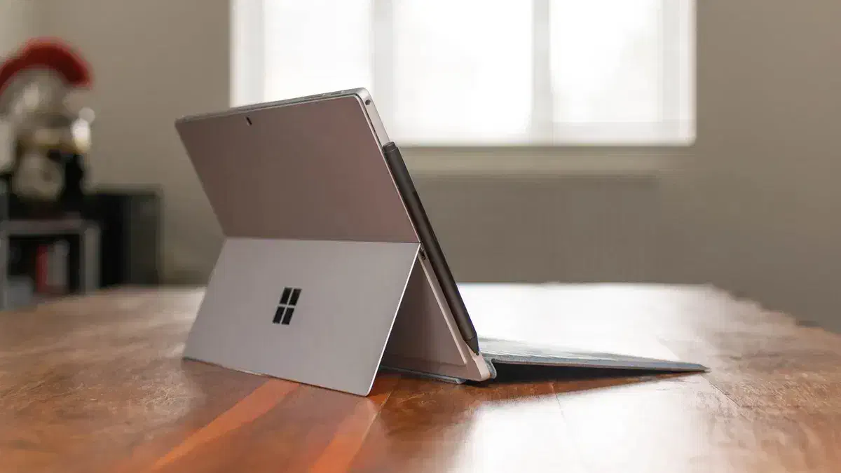 Surface Pro 7+ Core i7 11th - RAM 32GB - SSD 1TB|رایانه همراه|شیراز, فخرآباد (دروازه کازرون)|دیوار