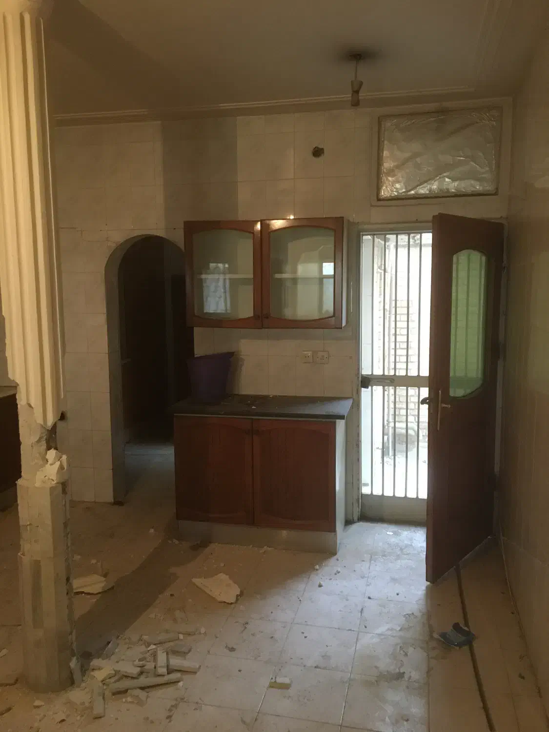 کابینت فلزی در چوبی|مصالح و تجهیزات ساختمان|اهواز, کوروش|دیوار