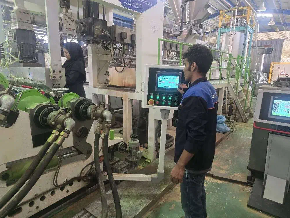 استخدام اپراتور خط تولید|استخدام صنعتی، فنی، مهندسی|حبیب آباد, |دیوار