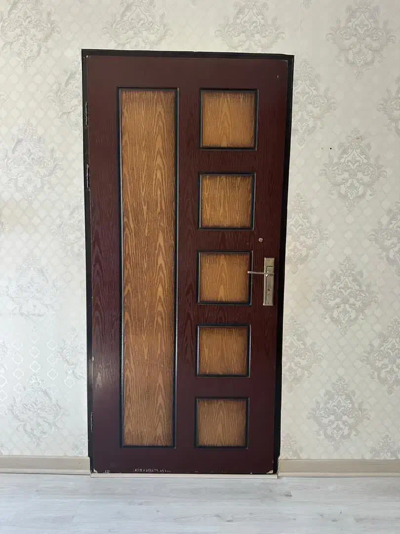 درب ورودی چوبی اصل نراد همراه چهارچوب|مصالح و تجهیزات ساختمان|پارس‌آباد, |دیوار