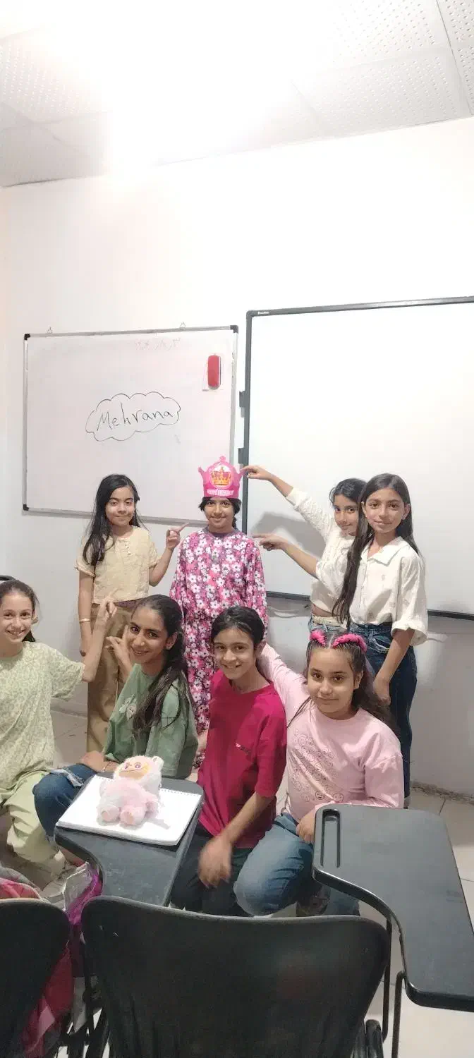 کلاس زبان با آموزش خلاقانه و مدرن ترین روش ها|خدمات آموزشی|کرمان, |دیوار