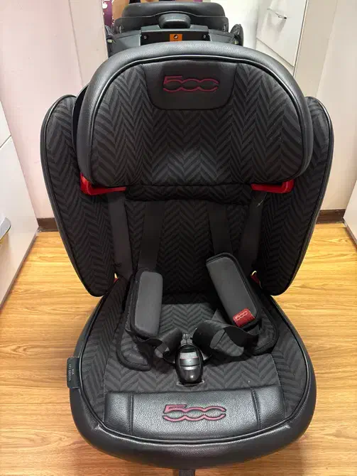 صندلی متشین ایتالیایی|کالسکه و لوازم جانبی|پردیس, فاز ۱۱|دیوار