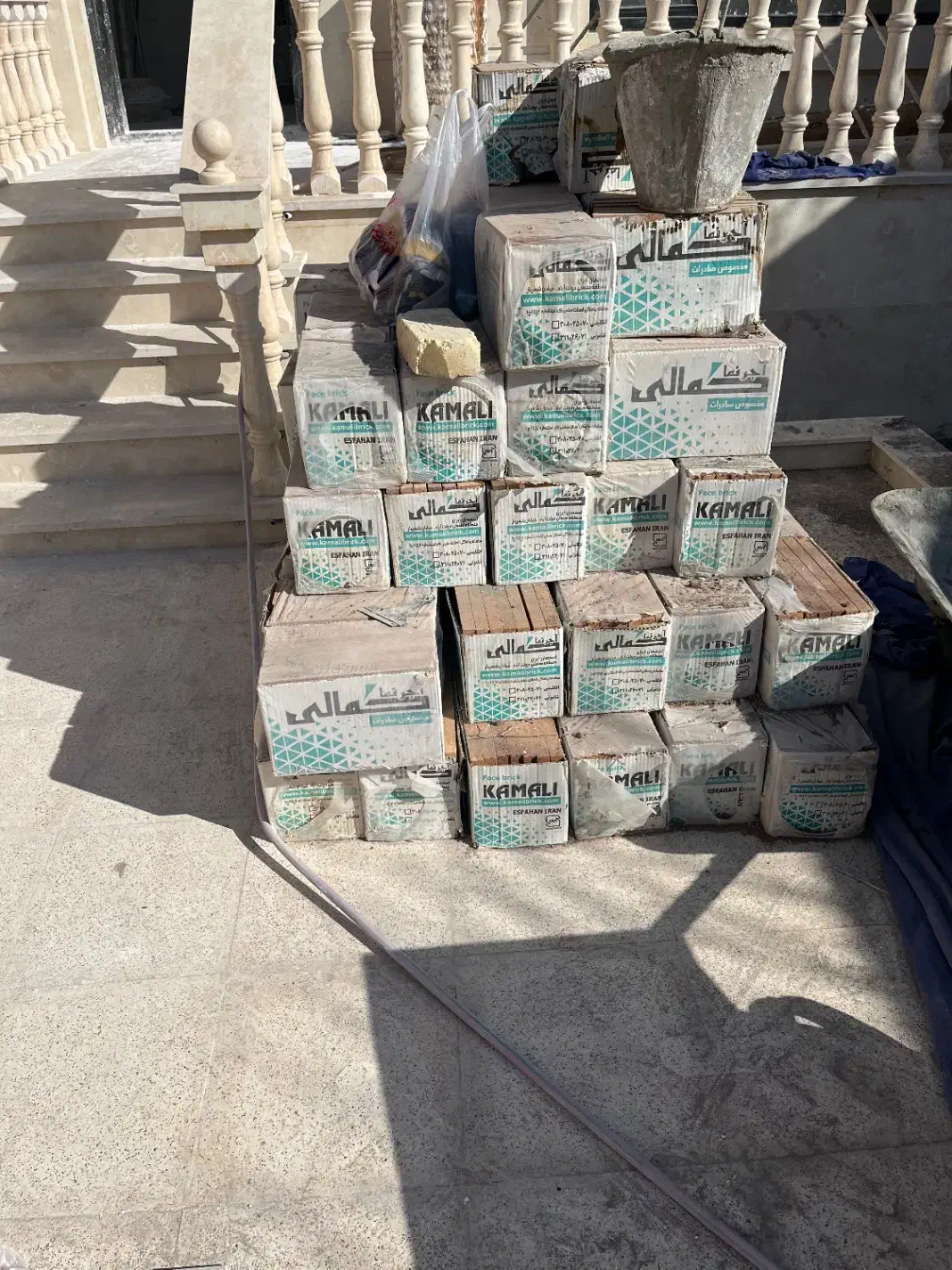 حدود ۷۰کارتن آجر شاموتی جنس درجه یک|مصالح و تجهیزات ساختمان|اردستان, |دیوار