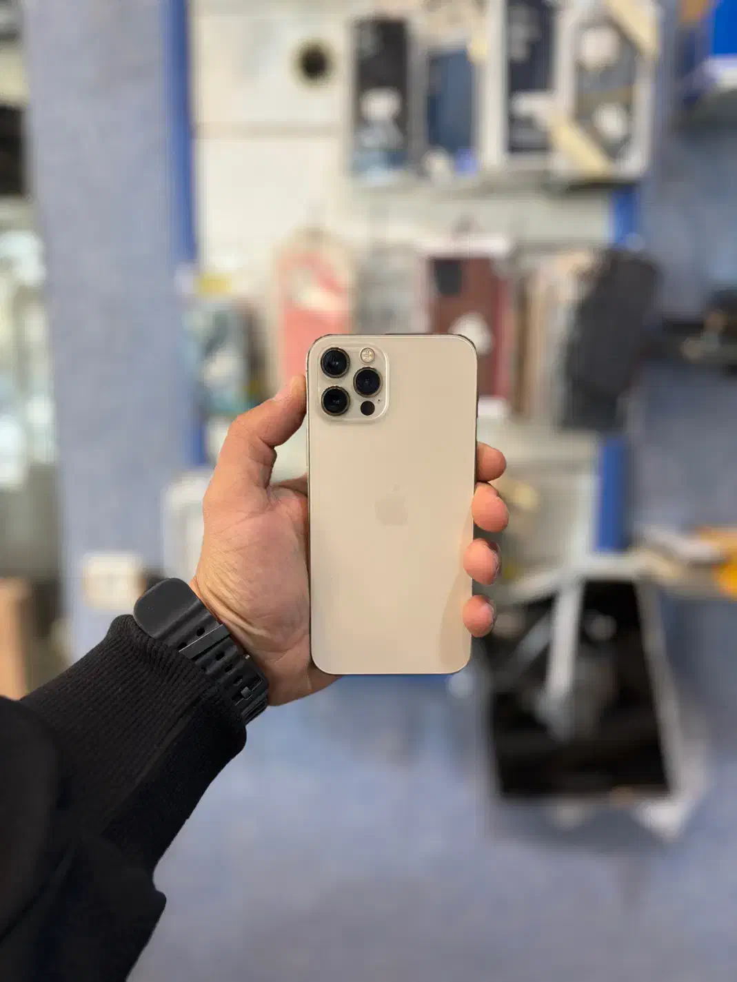 نقد و اقساطی ایفون 12proو12pm|موبایل|ارومیه, |دیوار