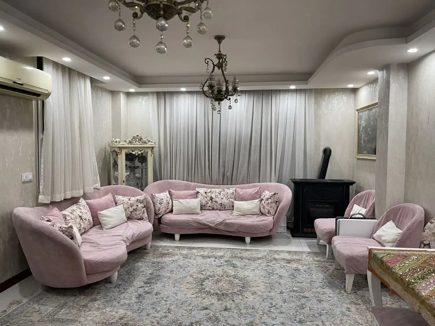 مبلمان و میز نهارخوری|مبلمان خانگی و میز عسلی|تهران, آرارات|دیوار