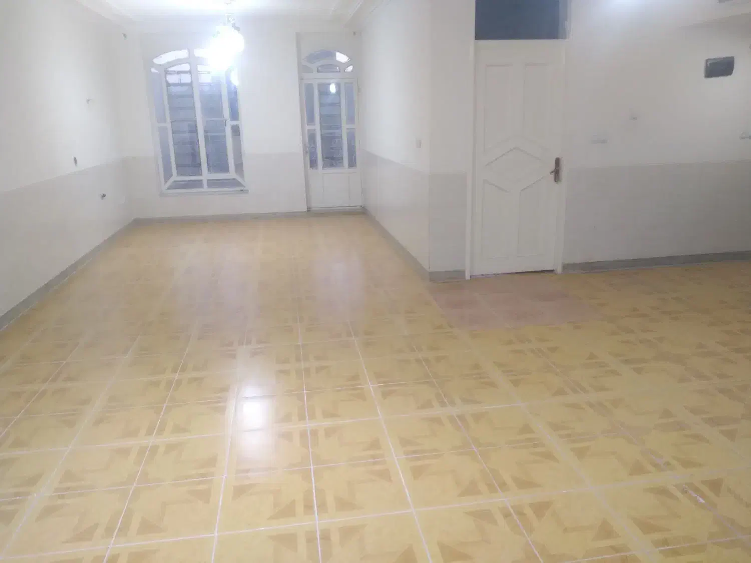 طبقه دوم خیابان روزیطلب|اجارهٔ خانه و ویلا|شیراز, بریجستون|دیوار