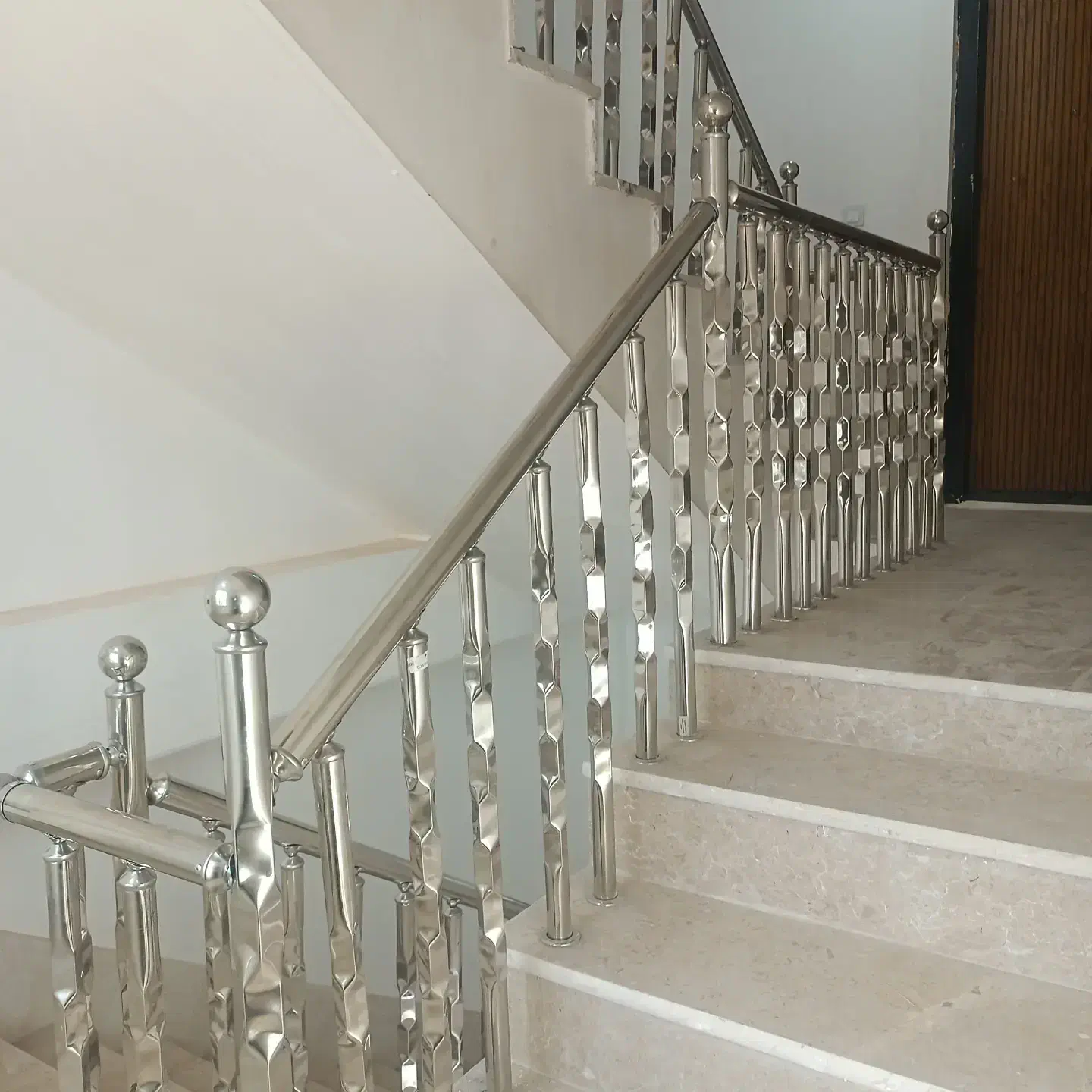 حفاظ استیل راه پله|خدمات پیشه و مهارت|زابل, |دیوار