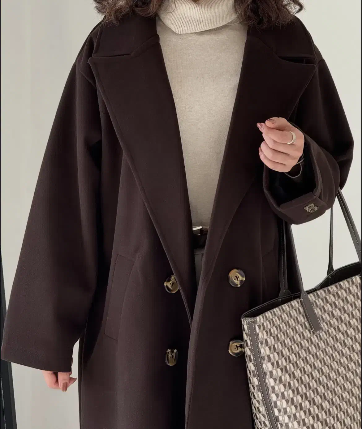 پالتو فوتر|لباس|شیراز, دروازه قران|دیوار