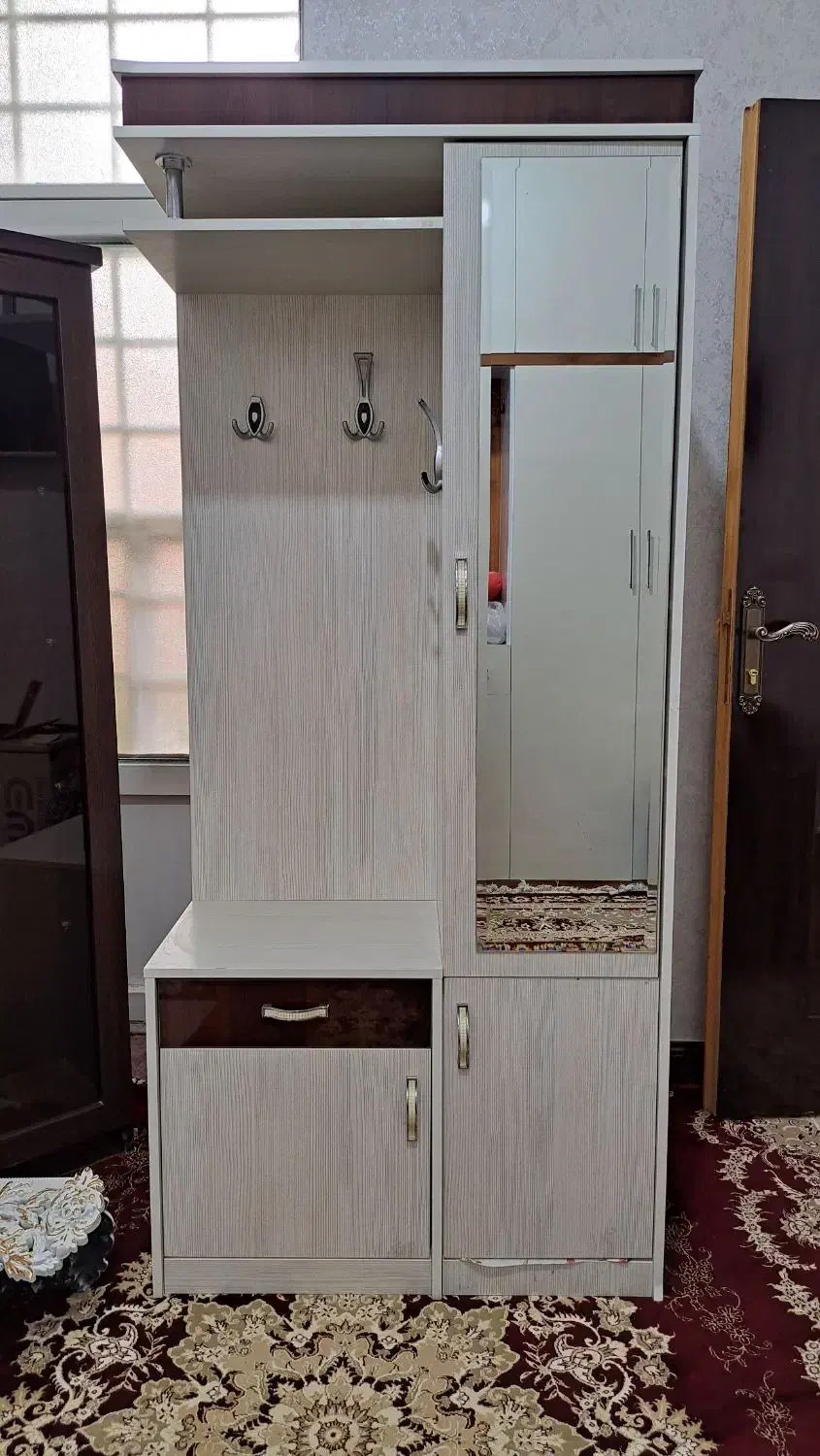 جاکفشی|جاکفشی، کمد، دراور|زابل, |دیوار