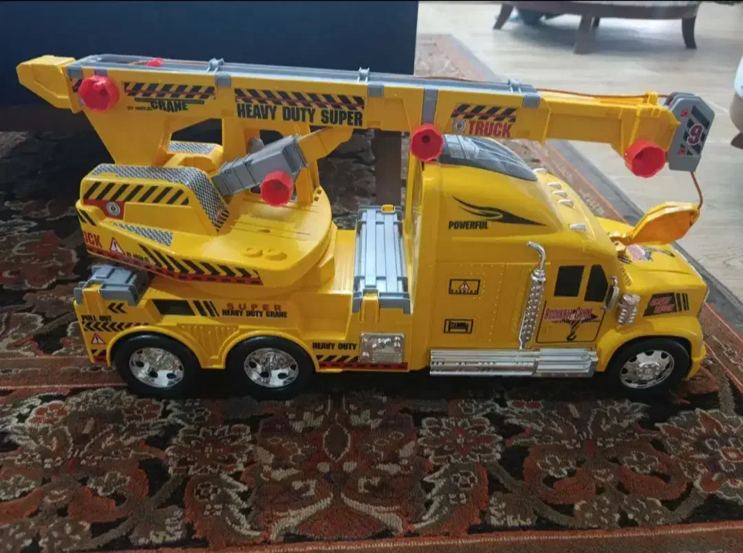 ماشین اسباب بازی جرثقیل|اسباببازی بچه|الیگودرز, |دیوار