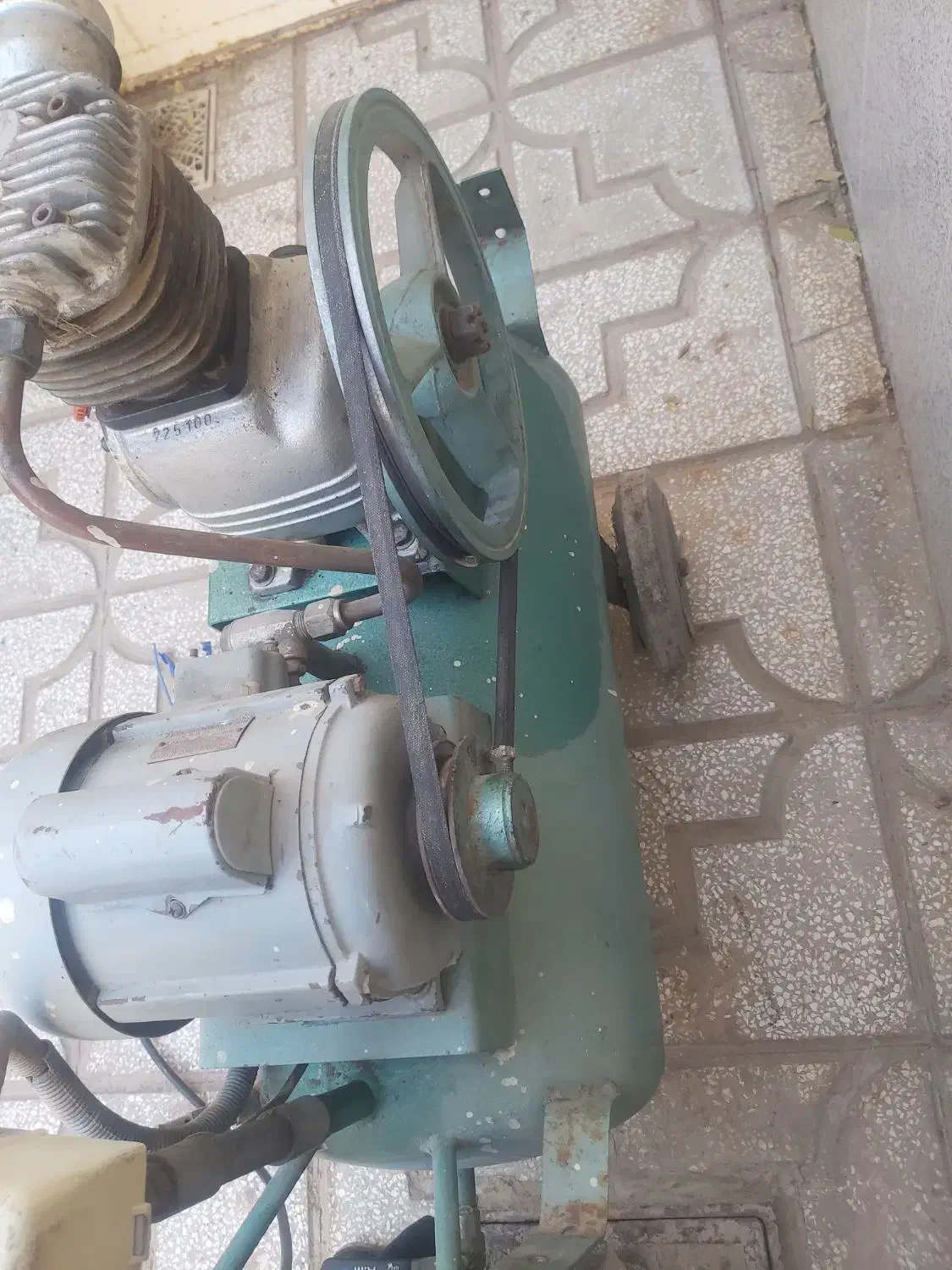 پمپ باد|ابزارآلات|گناباد, |دیوار