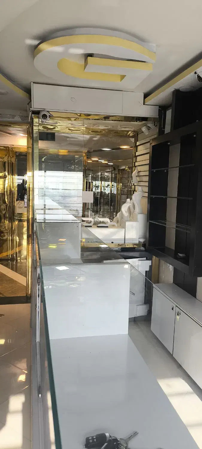 طلا فروشی|اجارهٔ مغازه و غرفه|پرند, فاز ۰|دیوار