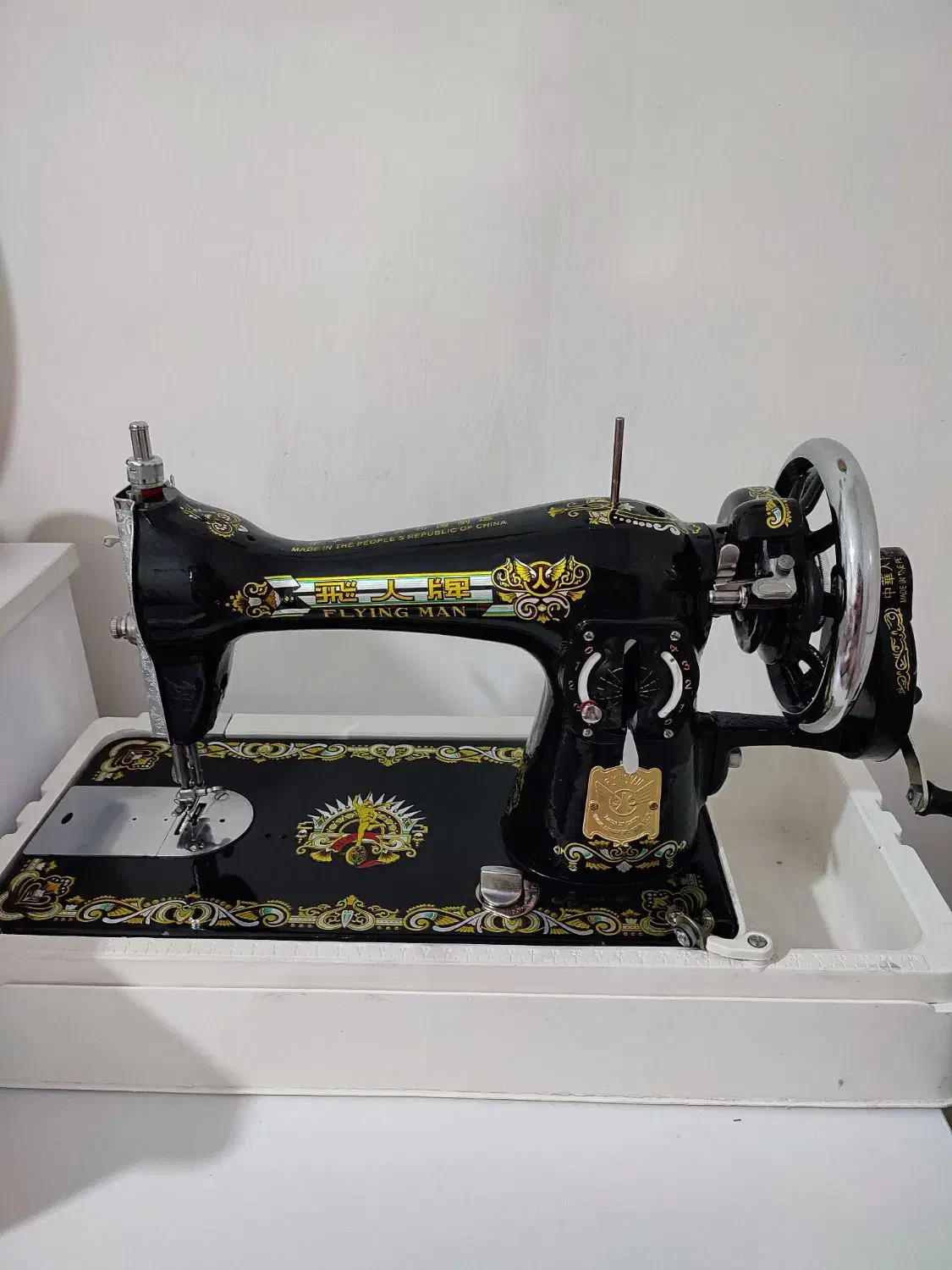 چرخ خیاطی|چرخ خیاطی و ریسندگی|تبریز, |دیوار